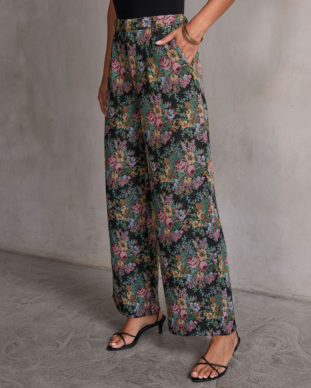 Moment In Time Floral Tapestry High Rise Pants – VICI