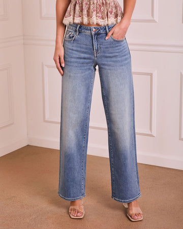 Tisla Super Stretch Straight Leg Relaxed Jeans