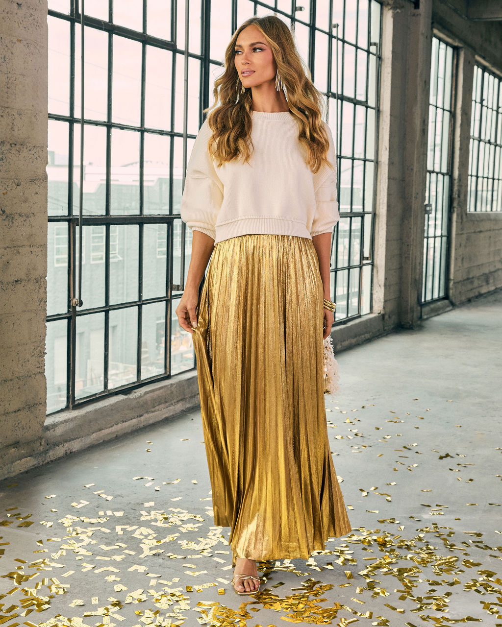 strapless open back dress Maxeen Pleated Metallic Maxi Skirt – VICI