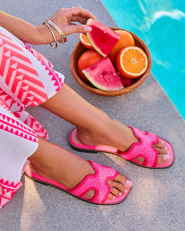 Island Luxe Contrast Trim Crochet Sandals