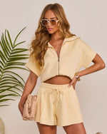 Fresh Bliss Mid Rise Shorts