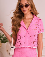 Sunlit Sweetheart Contrast Trim Floral Lace Top