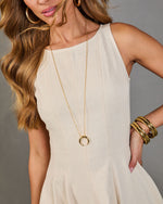 Luna De Verano Crescent Pendant Necklace