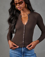 Amiah Ribbed Scallop Trim Long Sleeve Top