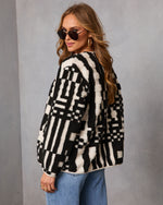 Black % Timeless Form Geometric Sherpa Jacket-4