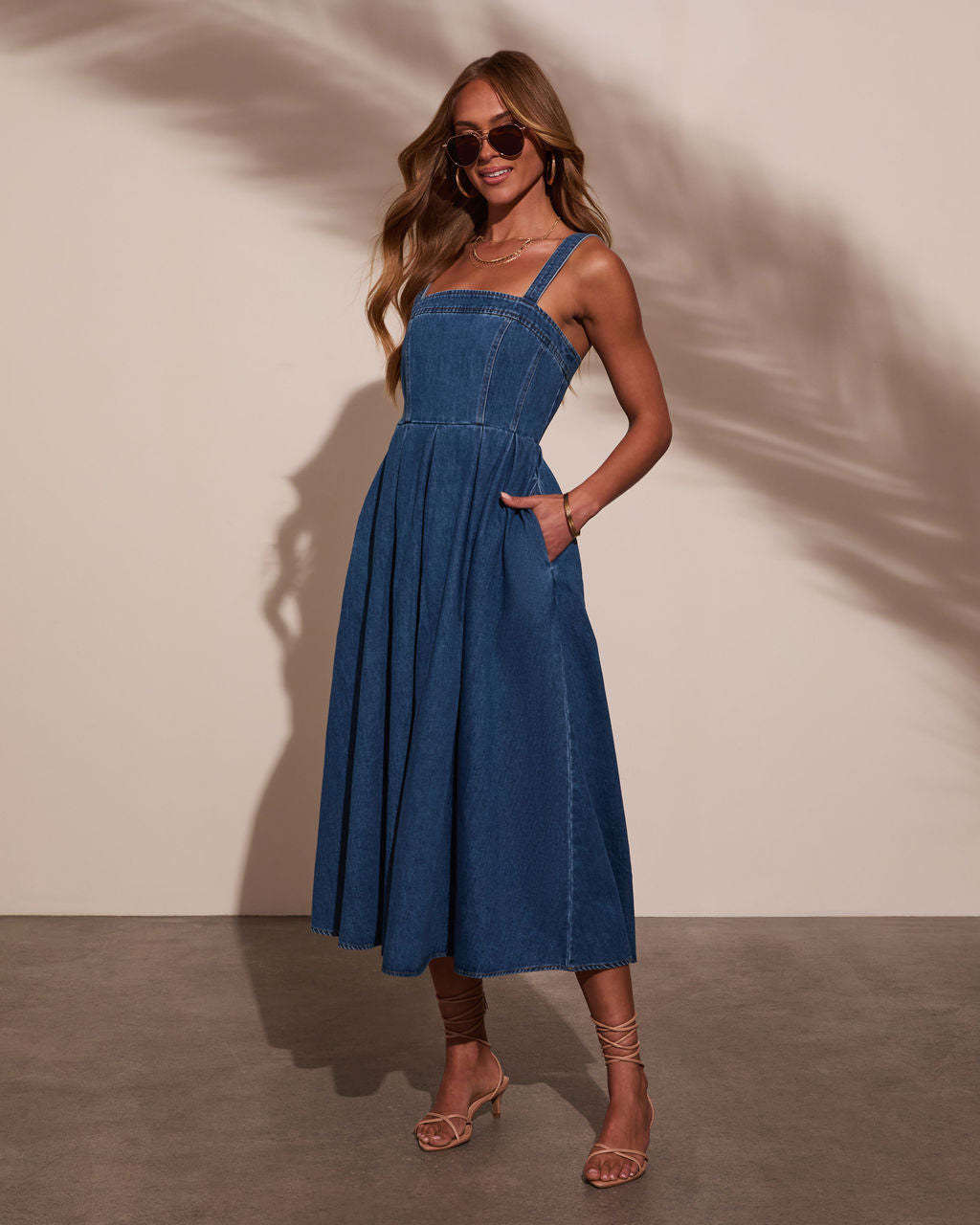 Puff Sleeve Gap Blue Jean Dress Blue Denim Midi Dress- NWOT Puff Sleeve Gap Blue Jean Dress Blue Denim Midi Dress- NWOT