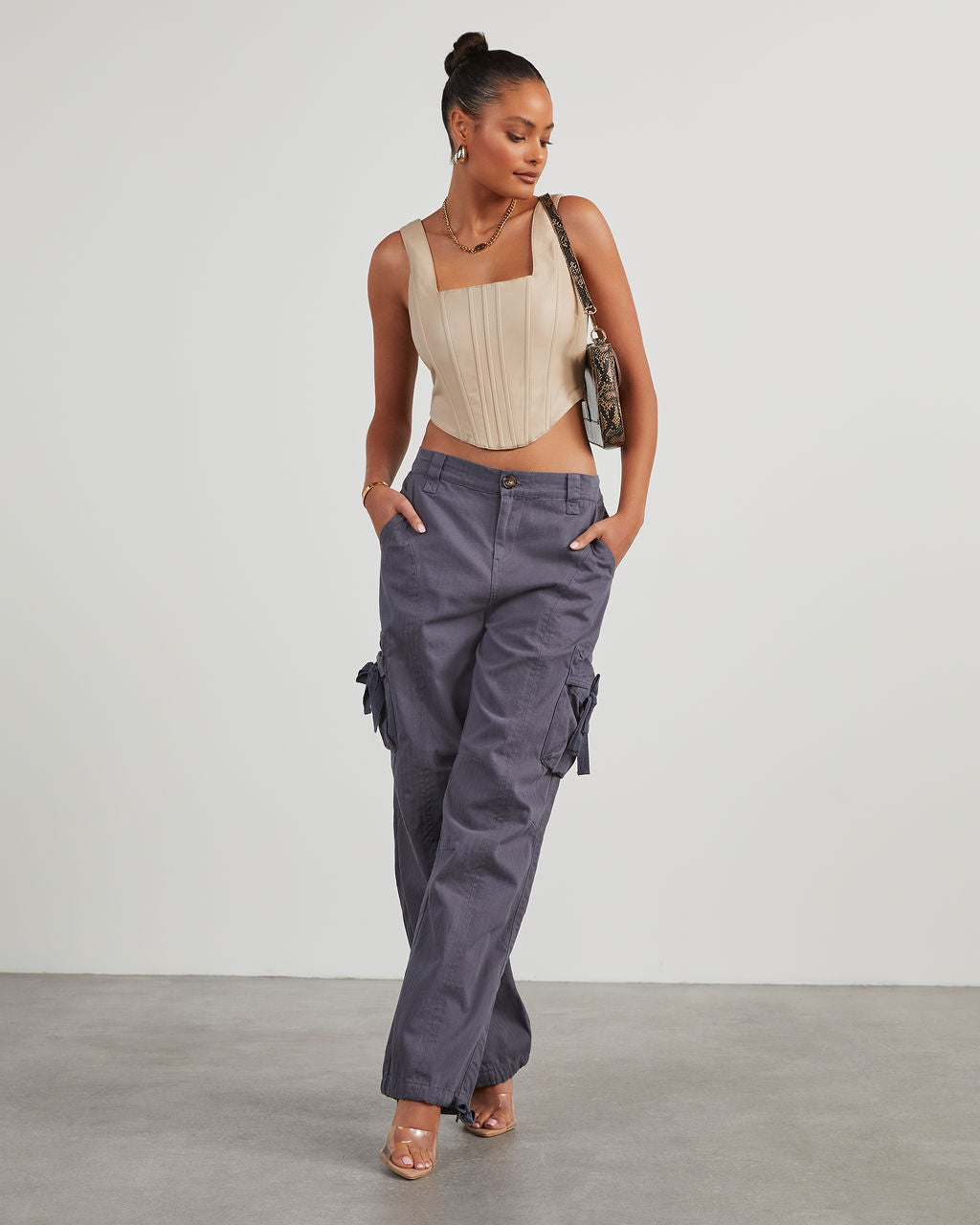 Women's Cotton Twill Wide Leg Cargo Trousers | Boohoo UK