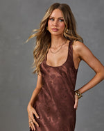 Chestnut Echo Floral Maxi Dress