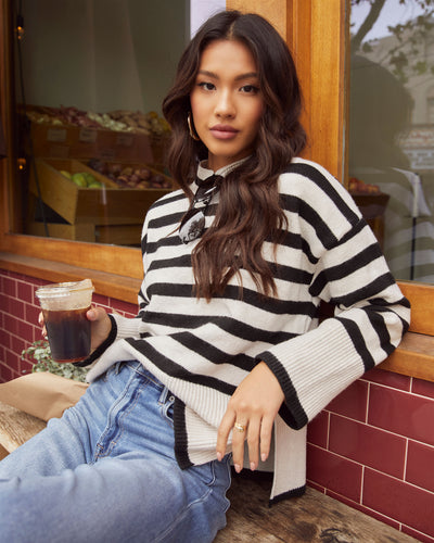 ADEAM ICHI Cat Street Sweater ストライプ×Vネック BOARDWALK BADDIE V-NECK STRIPED SWEATER – AKIRA